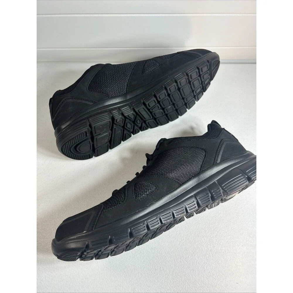 Skechers Men’s Sneakers Size 12 Wide Black MemoryFoam Black Lace Up Light